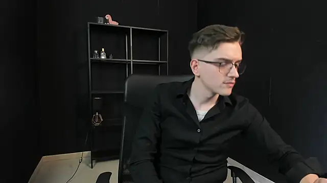 FelixStarkk 在線直播表演