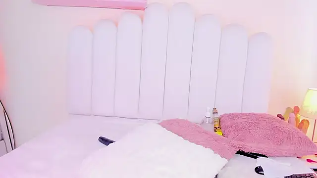 Cristal_horny69 élő XXX-chatje