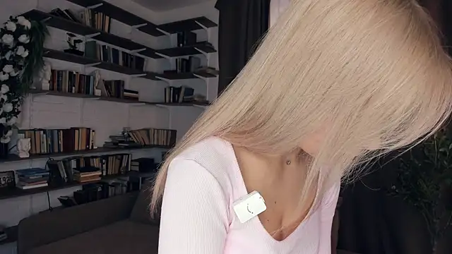AndraQuella 라이브 XXX 채팅