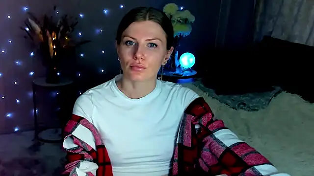 XXX chat uživo modela JinnaGreat