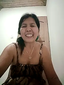 Chat +18 de TropicalFlower ao vivo