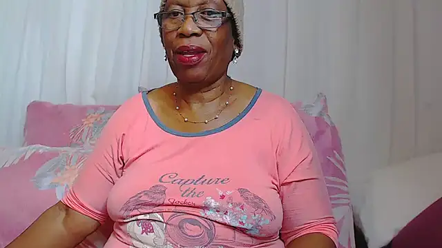 دردشة Freakyassnwildx الجنسية المباشرة