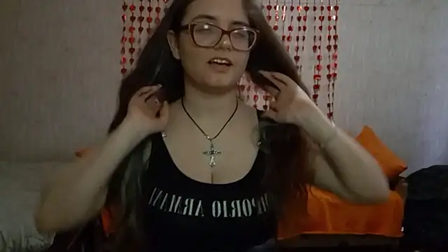 XXX chat uživo modela Miyabeee