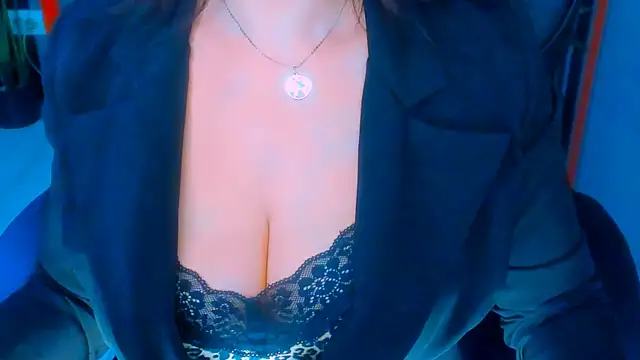 AnaMills' Live XXX Chat