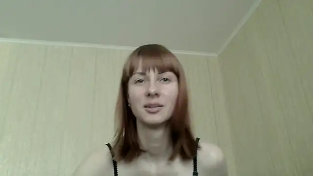 Show modela SunnyGirl- na web-kameri