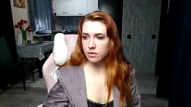 Chat XXX en directo de Reginasmilee