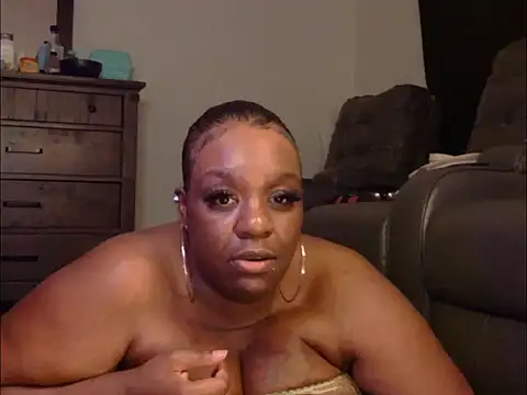 Thickkemzz41's Webcam Show