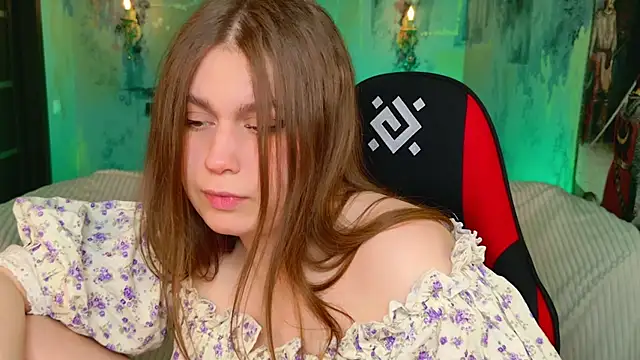 Онлайн чат XXX FioraMarmoris
