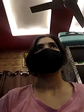 PUNAM456 Live XXX-chat