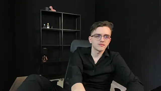 FelixStarkk 在線直播表演