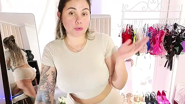 Czat XXX na żywo – Tawny_cox