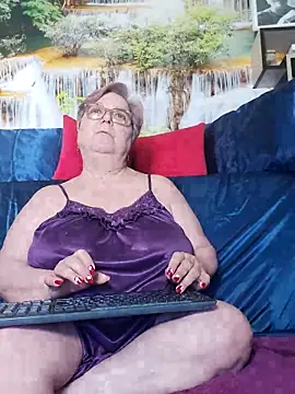 Chatroom XXX en direct de QueenPammy1