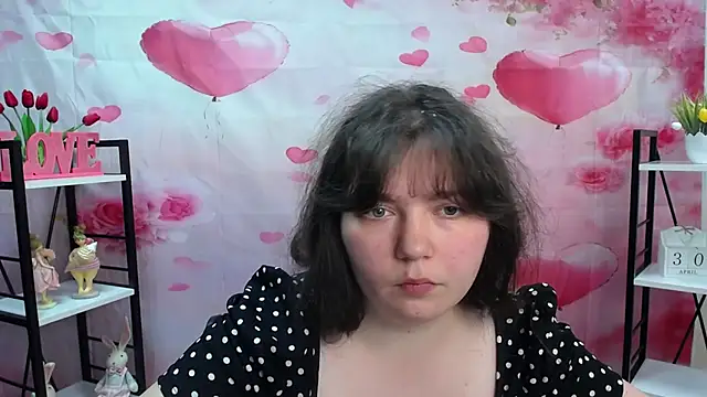 NeonilaLisova's Live XXX Chat