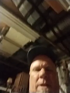 Reddog833's Webcam Show