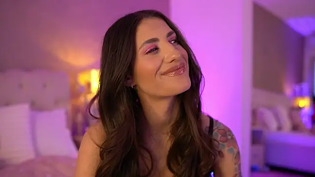 OhhAisha Chat XXX live