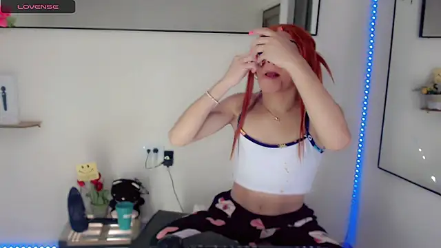 NathalialLooes Live XXX-Chat