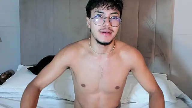 Chat XXX Live kai_storn