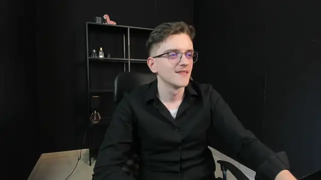 FelixStarkk 在線直播表演