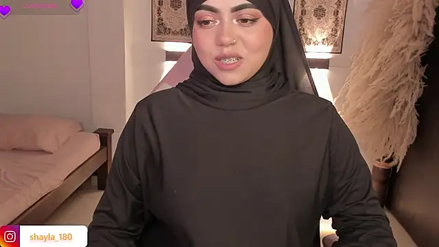 XXX chat uživo modela shayla_18
