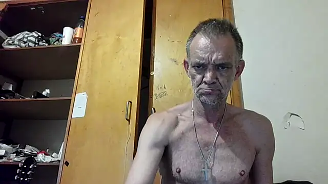 Show Webcam de TooFknHorny7676@xh