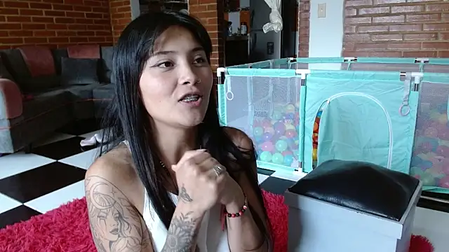 Chat XXX ao vivo de Lia_rouse04