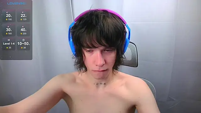 LeonBoykisser's Webcam Show