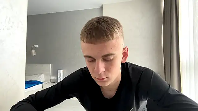 SoloFury 现场XXX聊天