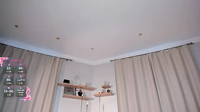 Lova_Rane Live XXX-chat