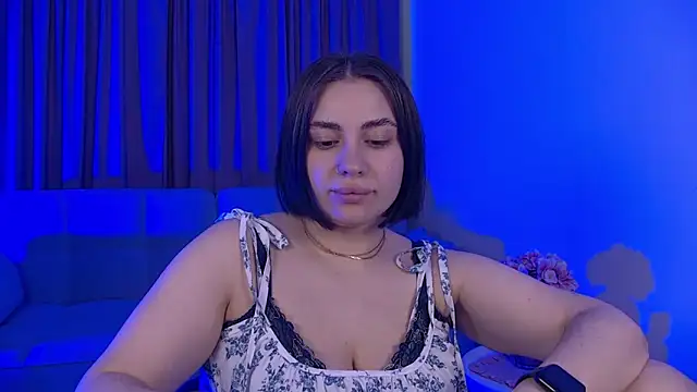 Chat XXX en directo de AdrianaToress