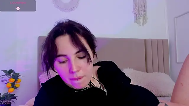 Shiraazsh_ Chat XXX live
