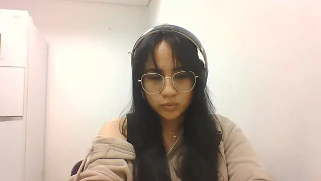 MarileeMisiaszek Pertunjukan Webcam