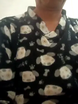 manuel1976 Adlı Modelin Canlı XXX Sohbeti
