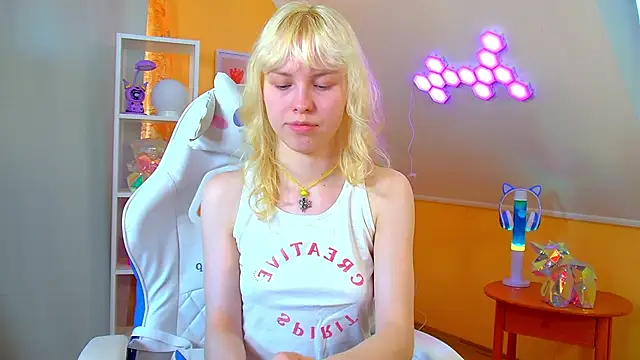 Онлайн чат XXX HannahHollis