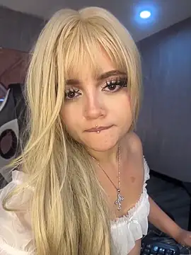 XXX chat uživo modela lya_nekko_