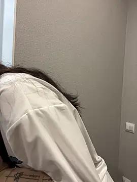 FlexibleDoll_: διαδικτυακό σόου στην κάμερα