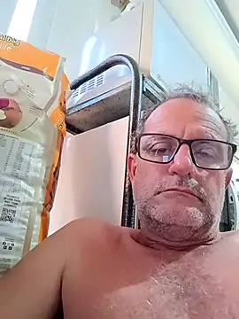 Chat +18 de nard53 ao vivo