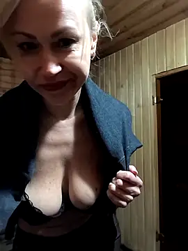 Вебкам-шоу Elle_Milfa