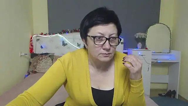دردشة EmilyL0ve الجنسية المباشرة