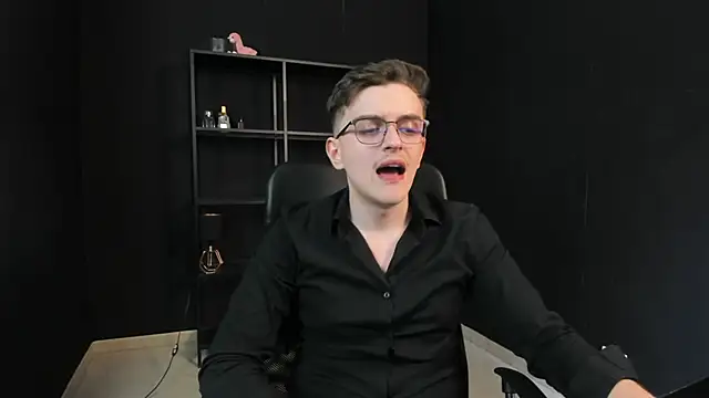 FelixStarkk 在線直播表演