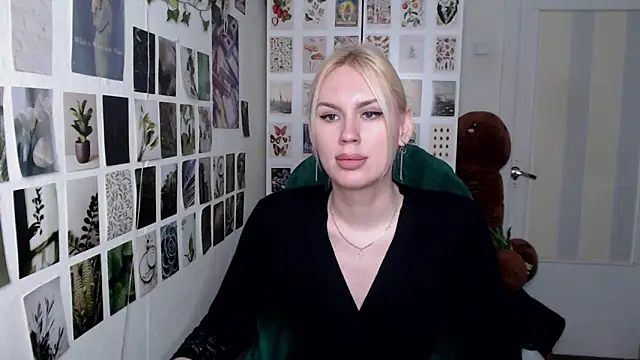 CapriScorpion: вебкам-шоу