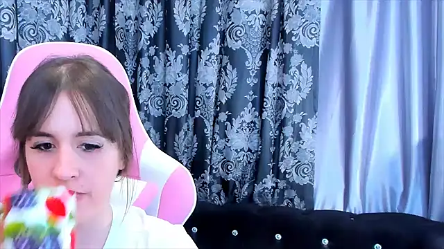 KamilaFoxy – Live XXX-chat