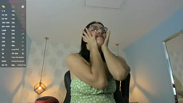 VENUSGREYS1's Live XXX Chat