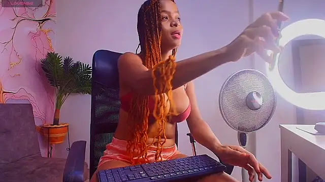 Czat XXX na żywo – cherry_latiinn19