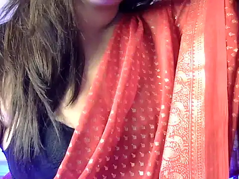 Gujjugirl1 – Naživo XXX chat