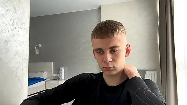 SoloFury live XXX chat