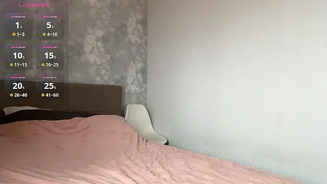 MIA_SHADE's Live XXX Chat