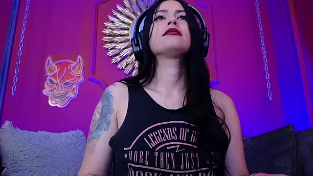 Chatroom XXX en direct de Julieta_Russell