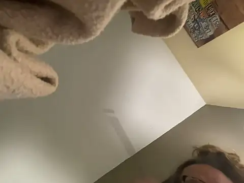 sxyash90 Show in webcam
