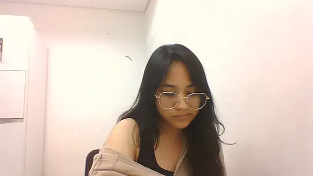 MarileeMisiaszek Pertunjukan Webcam
