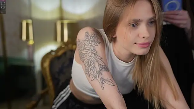 XXX chat uživo modela Angy_Netal